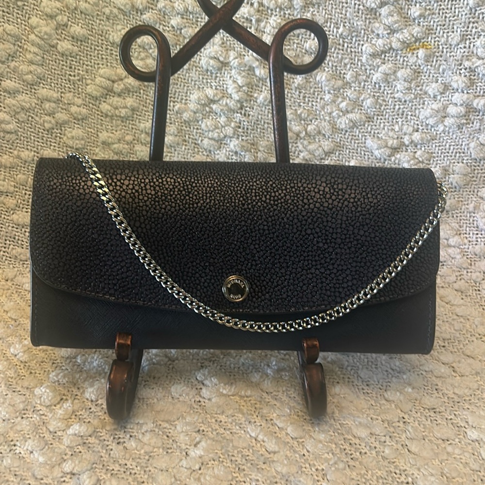 Michael Michael Kors Juliana Large Saffiano Flap Wallet in Navy with Accessory